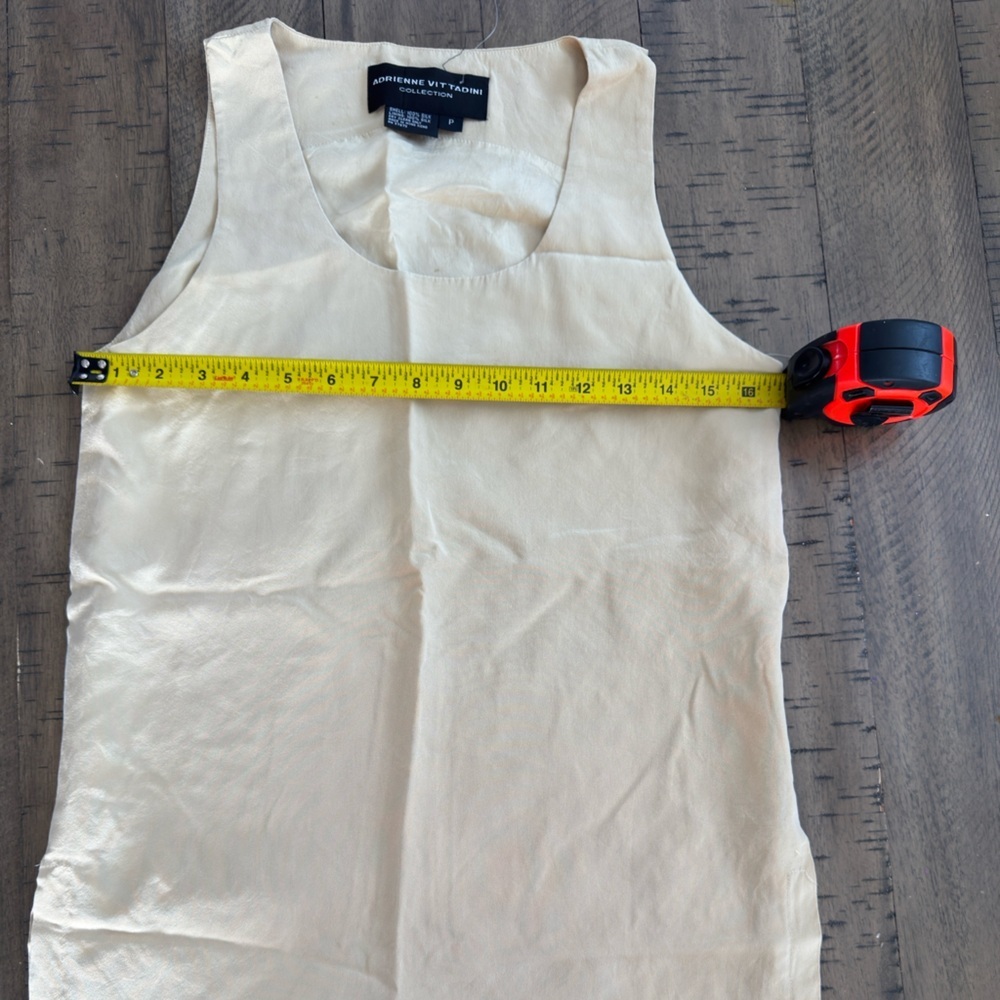 Adrienne Vittadini Cream Top 100% silk - Picture 5 of 7